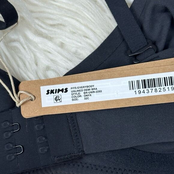 Skims Fits Everybody Unlined Demi Bra Onyx Size 32C - Picture 6 of 6